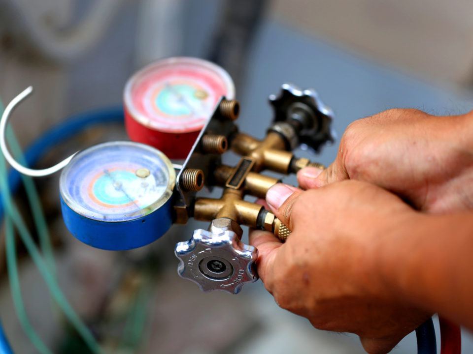 Warning Signs That You Have an AC Refrigerant Leak